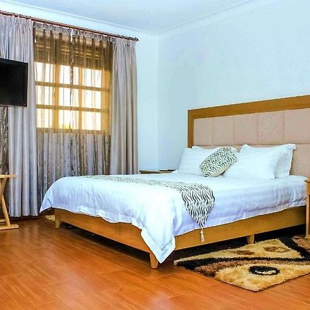 אנטבה Rosemary Courts Bed And Breakfast מראה חיצוני תמונה