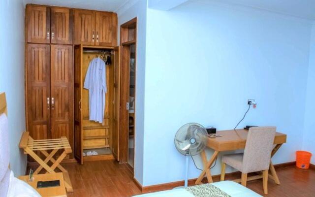 אנטבה Rosemary Courts Bed And Breakfast מראה חיצוני תמונה